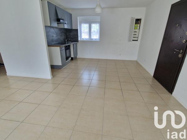 Appartement 3 pièces de 48 m² à Flins-sur-Seine (78410)