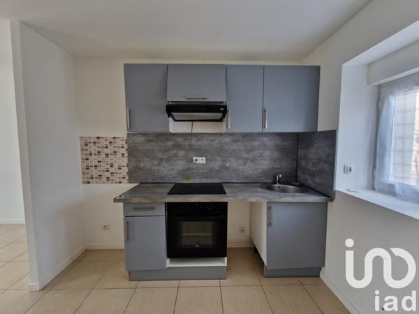 Appartement 3 pièces de 48 m² à Flins-sur-Seine (78410)