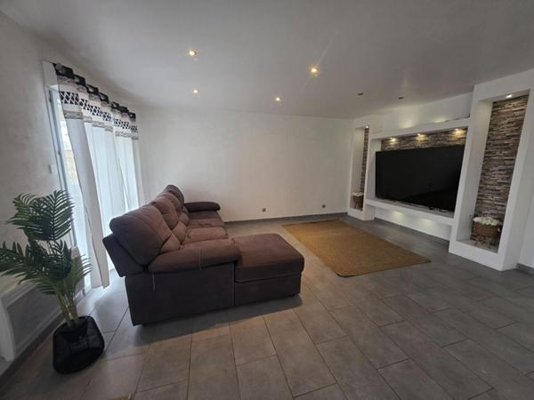 Maison Abrest 5 pièce(s) 100 m2