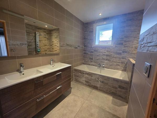 Maison Abrest 5 pièce(s) 100 m2