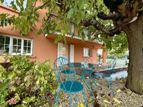 Maison T12 contemporaine de 265 m² sur parcelle de 1600 m² avec T3 indépendant