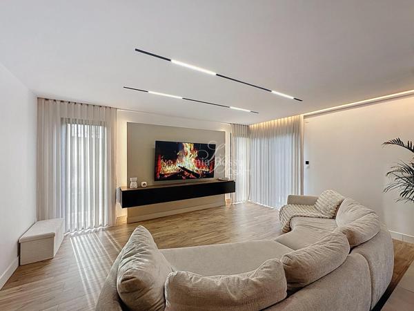 MAISON RÉCENTE COUP DE COEUR 4 À 6 CHAMBRES