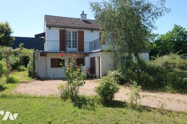 Maison T4 sur sous-sol -  Garage - Terrasse - Jardin. 692 m² cadastré.