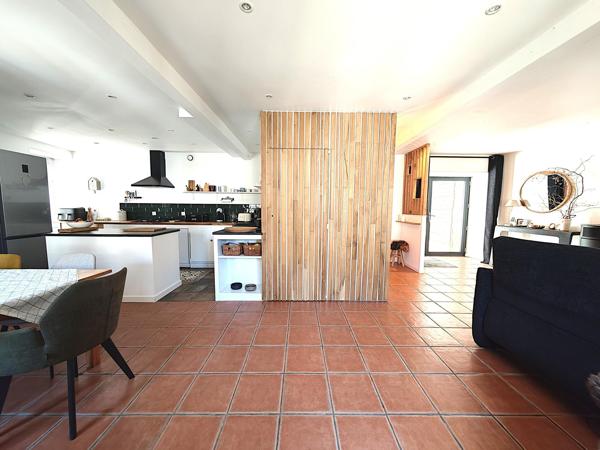 Appartement à ELVEN, 56250 - 5 pièces 85m²