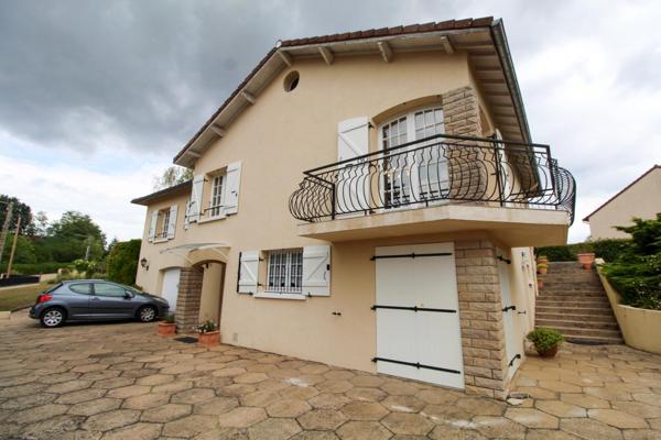 Votre havre de paix avec terrain et terrasse