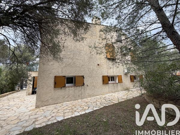 Maison à vendre 8 pièces 187 m² Le Beausset
