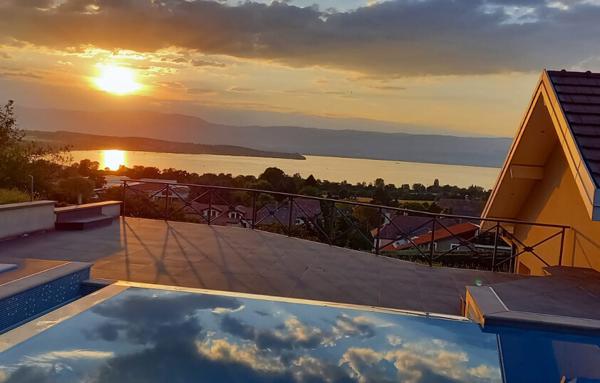  Magnifique Maison dans grande propriété