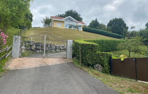  Magnifique Maison dans grande propriété