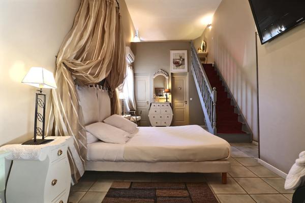 Chateau gombert (13013) A Château Gombert , maison de 250 M² sur 2000 M² de terrain ...