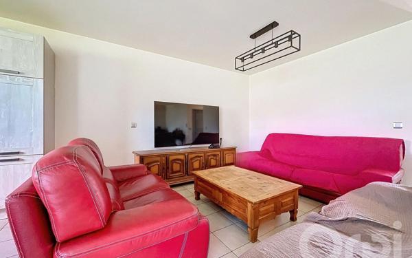 Maison à vendre    4 pièces •  Théza