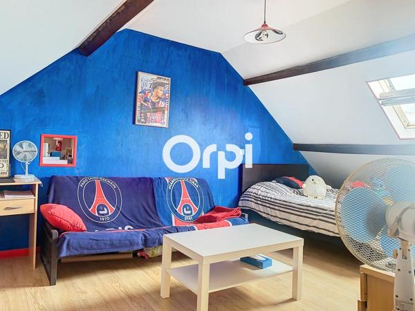 Maison à vendre    6 pièces •  Commentry