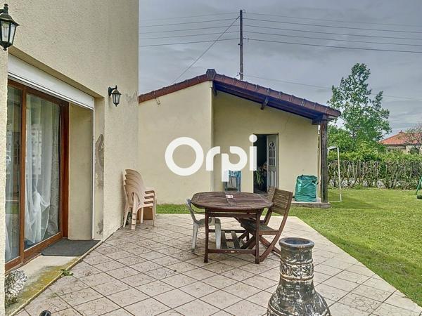 Maison à vendre    6 pièces •  Commentry