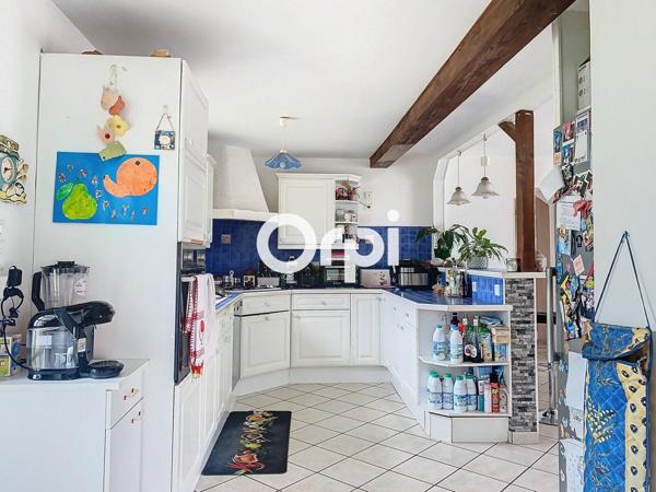 Maison à vendre    6 pièces •  Commentry