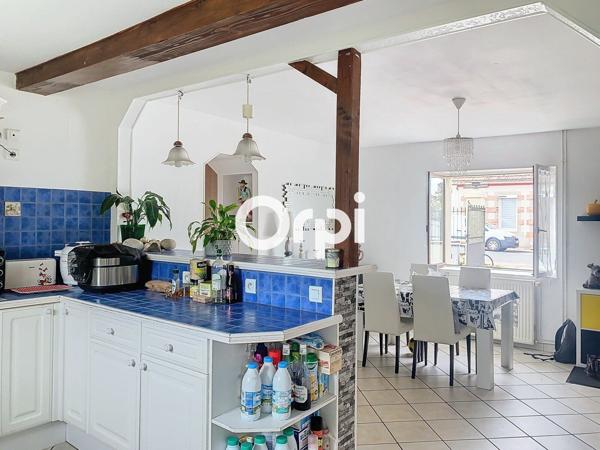 Maison à vendre    6 pièces •  Commentry