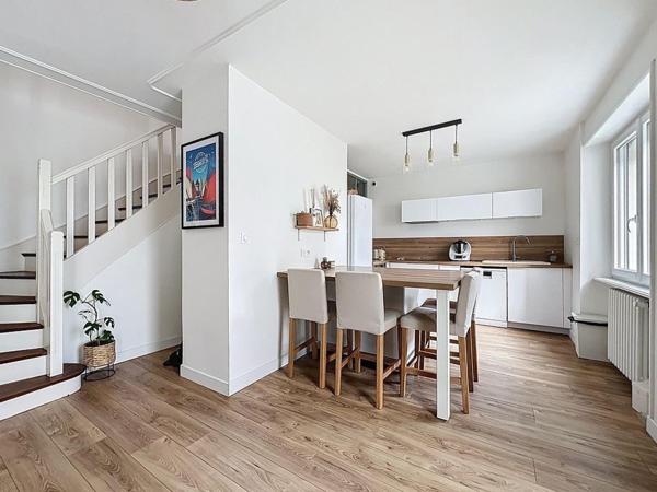 Maison de ville coup de cœur – Quartier Saint-Martin - 85 M2 - 3 CHAMBRES