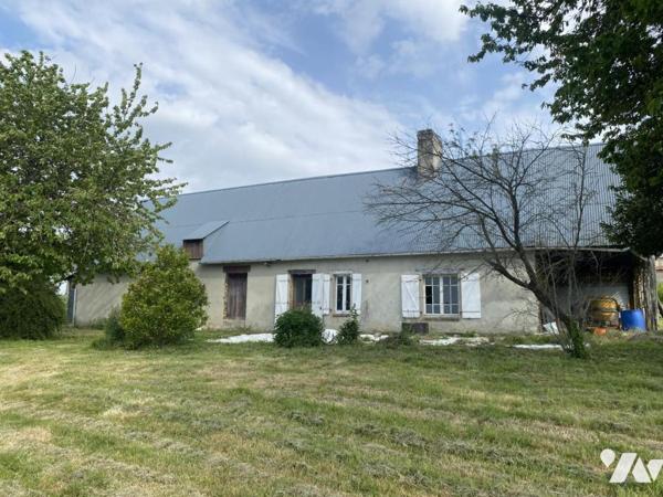 AXE VIRE- CAEN LONGERE A RENOVER AVEC TERRAIN 