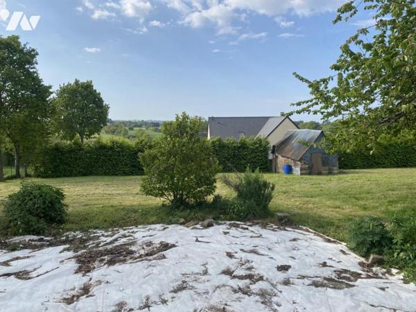 AXE VIRE- CAEN LONGERE A RENOVER AVEC TERRAIN 