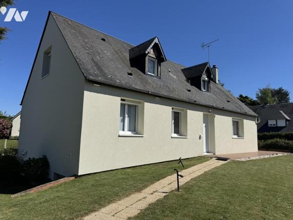 Maison de 142m², avec chambre et salle d'eau au rez-de-chaussée, belle pièce de vie