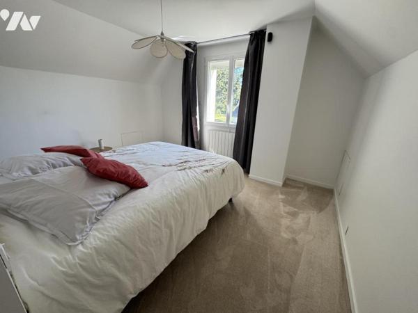 Maison de 142m², avec chambre et salle d'eau au rez-de-chaussée, belle pièce de vie
