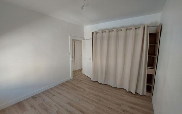 Maison à louer    3 pièces •  Lunel-Viel