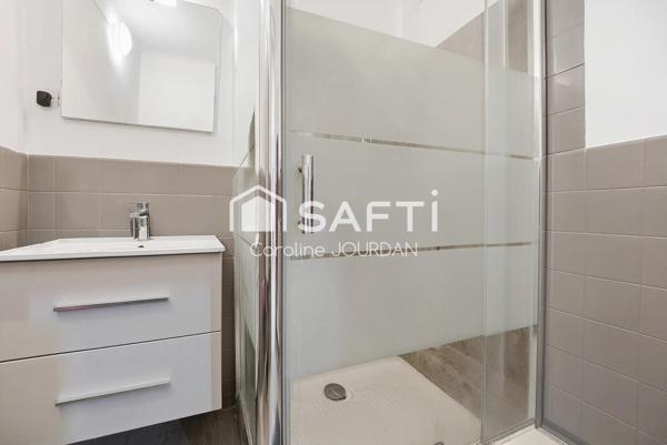 Appartement 2 pièces de 53 m² avec Loggia à Cagnes-sur-Mer
