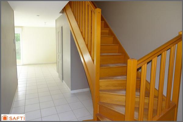 Morestel -Maison familiale 6 pièces ,4 chambres avec garage et jardin