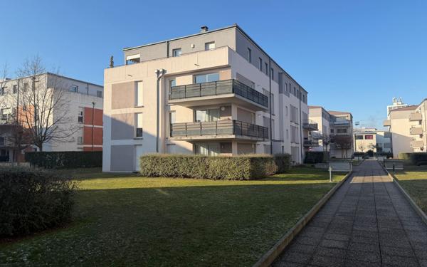 Appartement à vendre    3 pièces •  Colmar