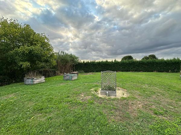 Maison Bessieres 158M² Grande parcelle divisible et constructive avec immense sous-sol