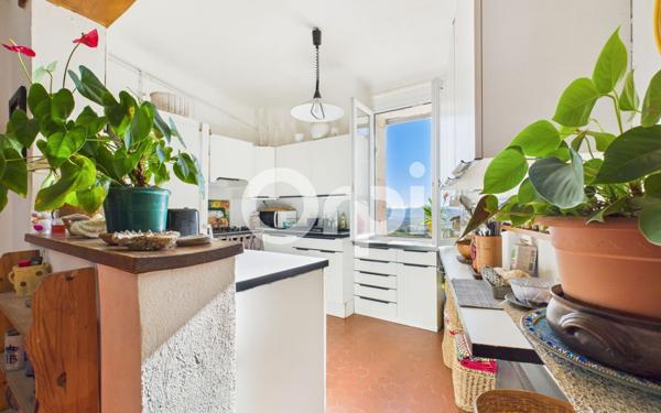 Appartement à vendre    3 pièces •  Tourrettes