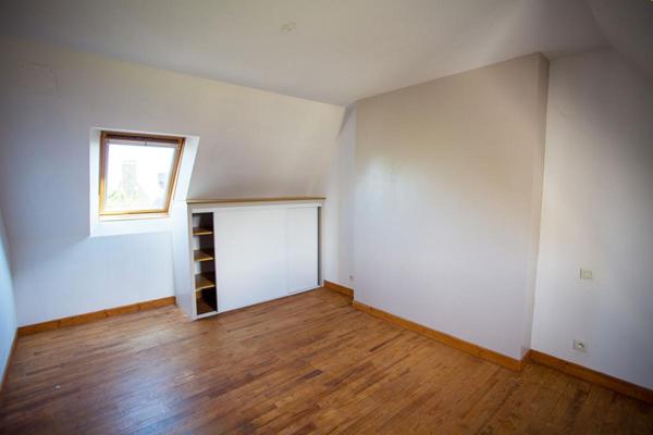 Maison de 184 m² avec deux logements ,Coeur de bourg, proche littoral ,Presqu'île Sauvage