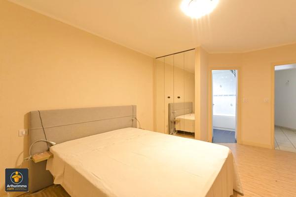 Vente Maison 7 pièces 236 m2 à Beauvoir-sur-Niort