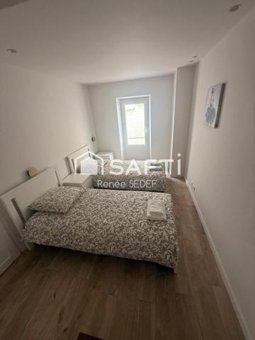 A vendre appartement, duplex , terrasse, parking, dans le petit village de cros de cagnes