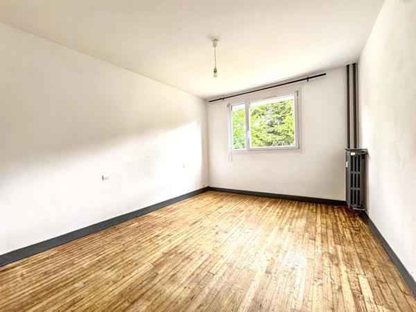 PRIX ATTRACTIF-ZOLA-T 3-2 Chambres-63 m2-Cave-Stationnement, Nantes 44100