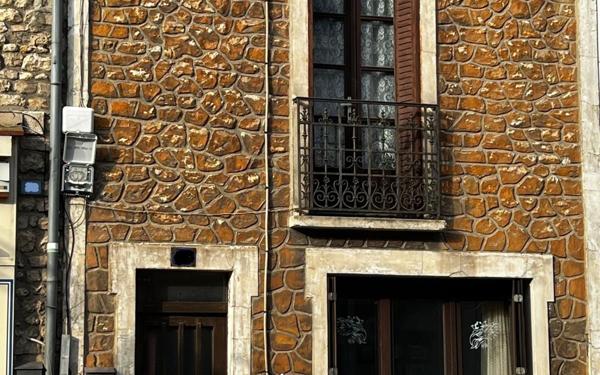 Maison à vendre    3 pièces •  Étréchy