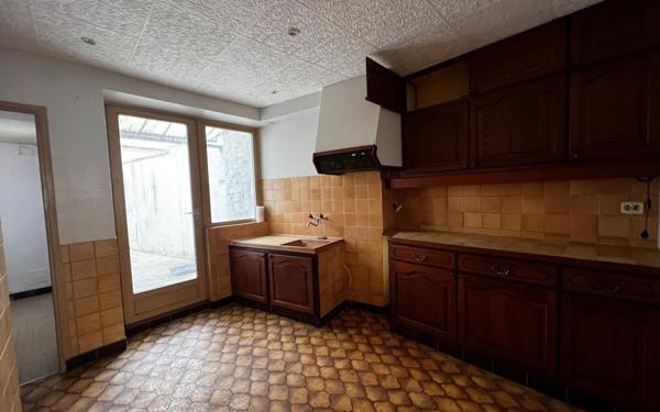 Maison à vendre    3 pièces •  Étréchy