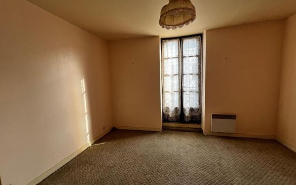 Maison à vendre    3 pièces •  Étréchy