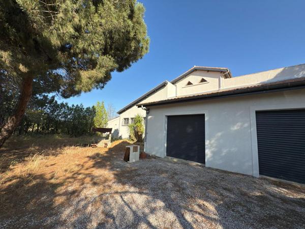 Exclusivité Villa d'architecte avec piscine et grand parc arboré