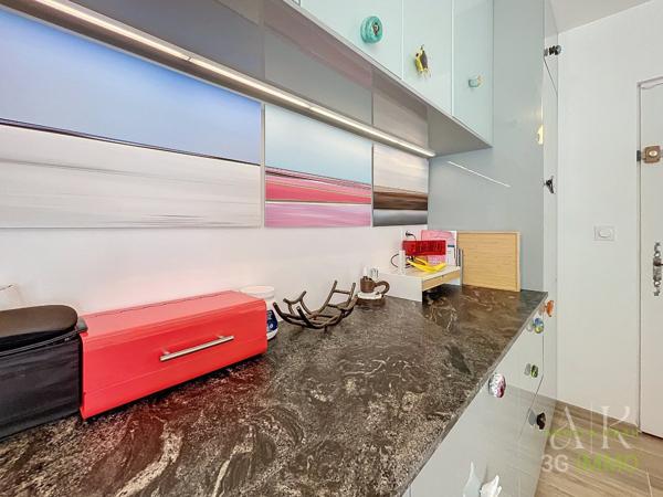 Vente / Studio meublé