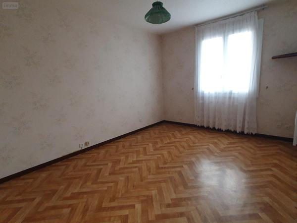 Pavillon à louer à La-Ferté-Bernard dans la Sarthe (72400), ref : 455