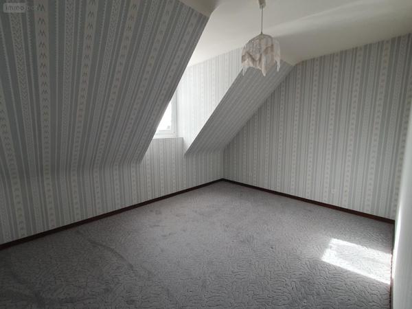 Pavillon à louer à La-Ferté-Bernard dans la Sarthe (72400), ref : 455