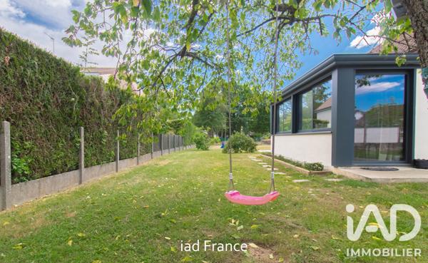 Maison à vendre 4 pièces 79 m² Le Mesnil-Saint-Denis