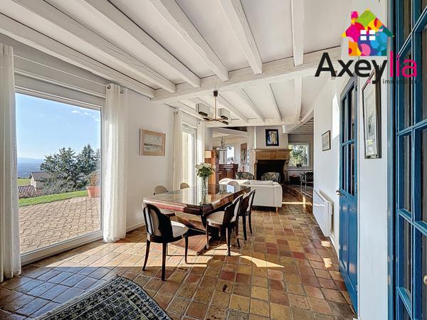 Feurs (42110) A VENDRE - SECTEUR FEURS - MAISON DE CHARME AVEC VUE PANORAMIQUE, GRAND TERRAIN ET PISCINE