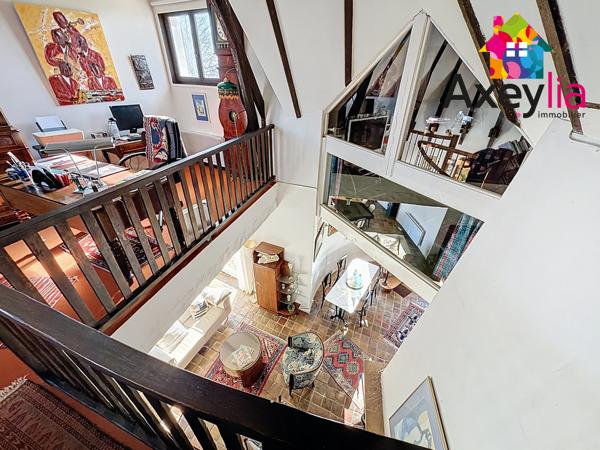 Feurs (42110) A VENDRE - SECTEUR FEURS - MAISON DE CHARME AVEC VUE PANORAMIQUE, GRAND TERRAIN ET PISCINE