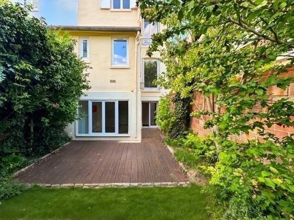 A vendre Colombes (92) , Maison familiale 1930, 7 pièces, proche centre-ville