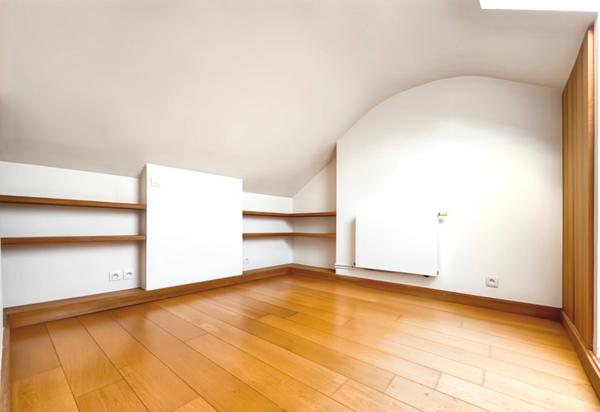 A vendre Colombes (92) , Maison familiale 1930, 7 pièces, proche centre-ville