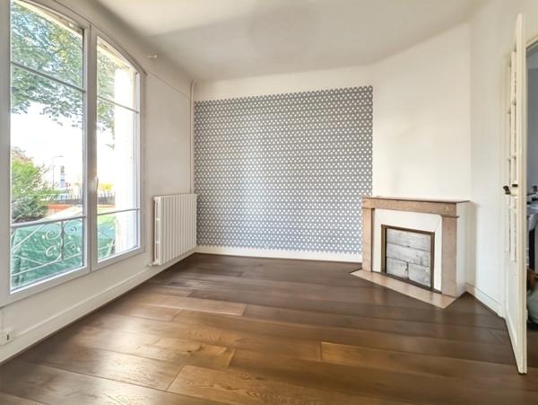 A vendre Colombes (92) , Maison familiale 1930, 7 pièces, proche centre-ville