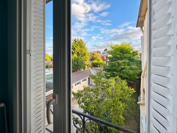 A vendre Colombes (92) , Maison familiale 1930, 7 pièces, proche centre-ville