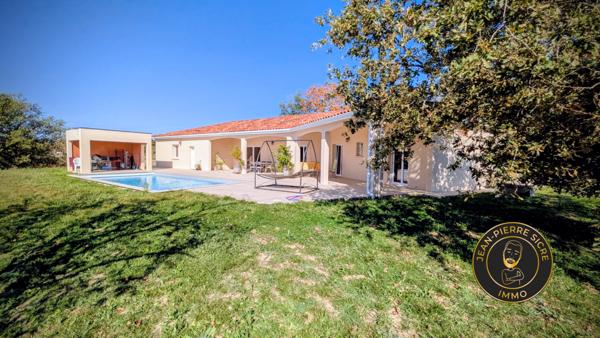 Cintegabelle (31550) Cintegabelle, Villa contemporaine d'exception avec vu panoramique sur les pyrénes, le calvaire et le clocher d