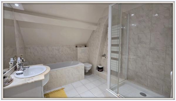 Maison à vendre 6 pièces VAUREAL (95)