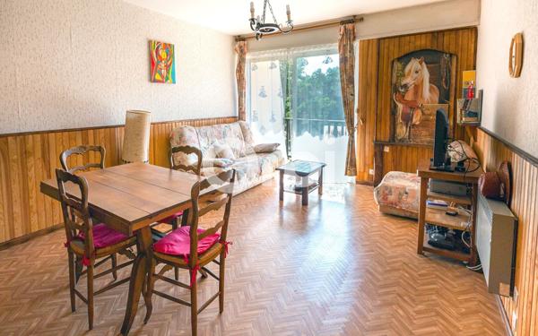 Appartement à vendre    1 pièce • 37,10 m2 Gréolières